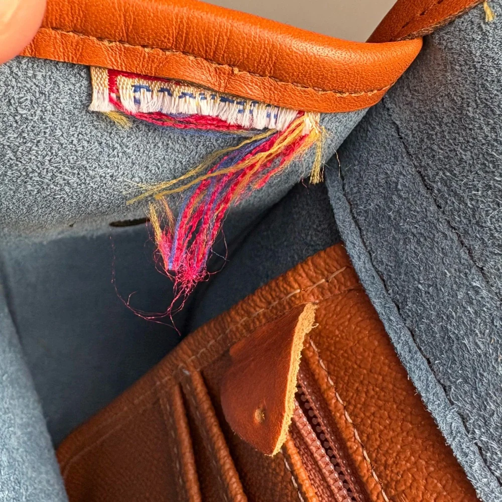 Dooney and Bourke awl French Blue Leather Surrey Messenger Carrier Crossbody Bag - Picture 16 of 16